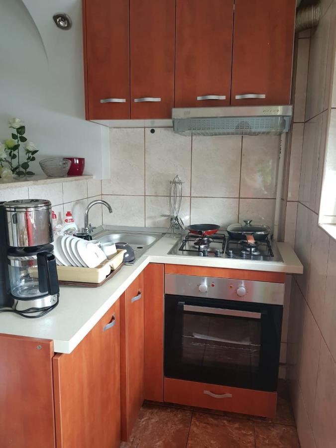 Avrig-Ferdinand Studio Bukarest Exteriör bild
