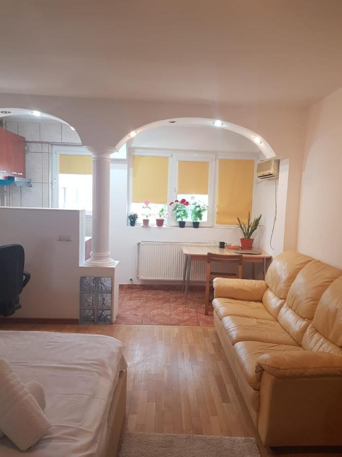 Avrig-Ferdinand Studio Bukarest Exteriör bild