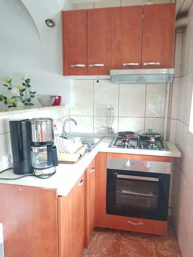 Avrig-Ferdinand Studio Bukarest Exteriör bild