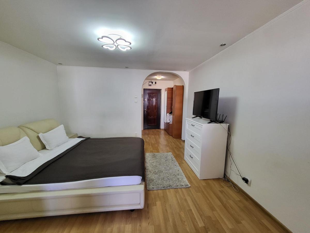 Avrig-Ferdinand Studio Bukarest Exteriör bild