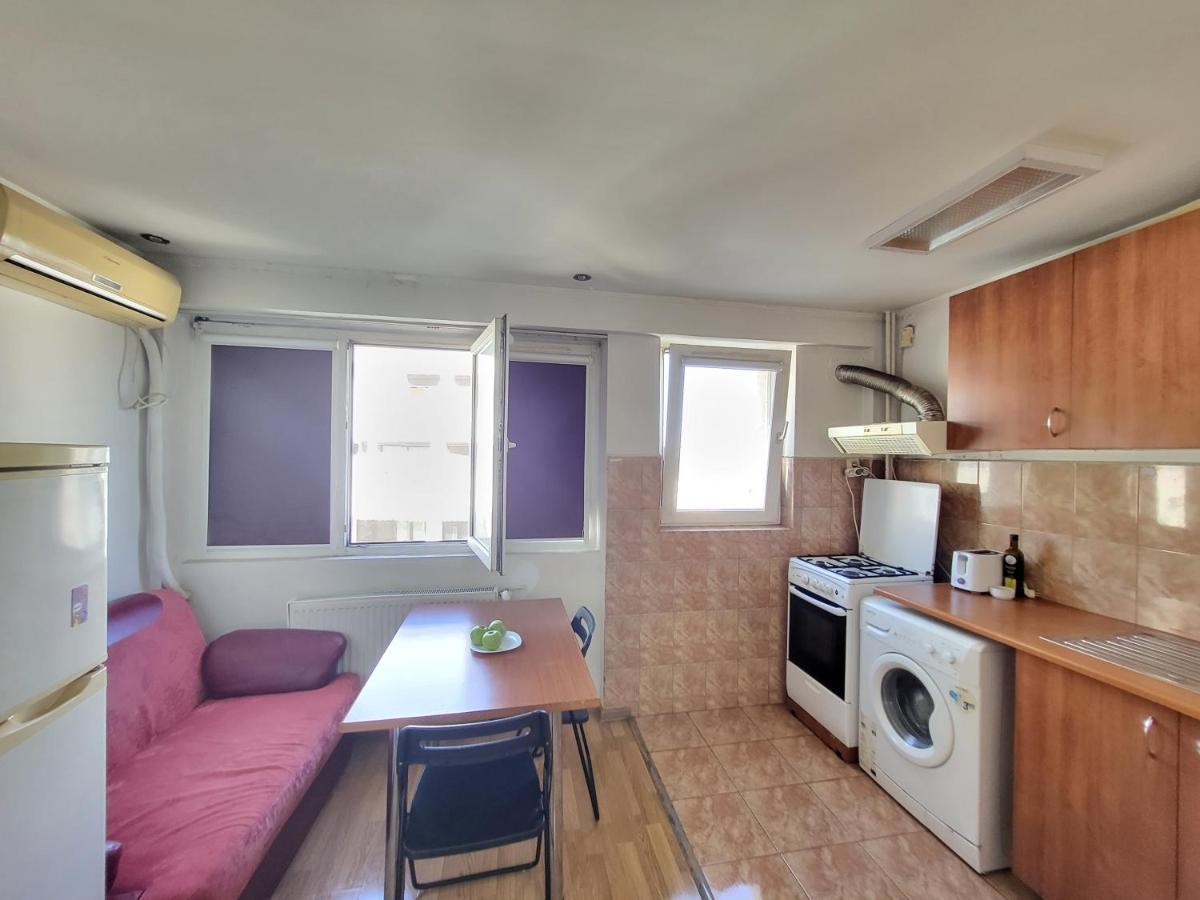 Avrig-Ferdinand Studio Bukarest Exteriör bild