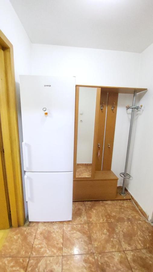 Avrig-Ferdinand Studio Bukarest Exteriör bild